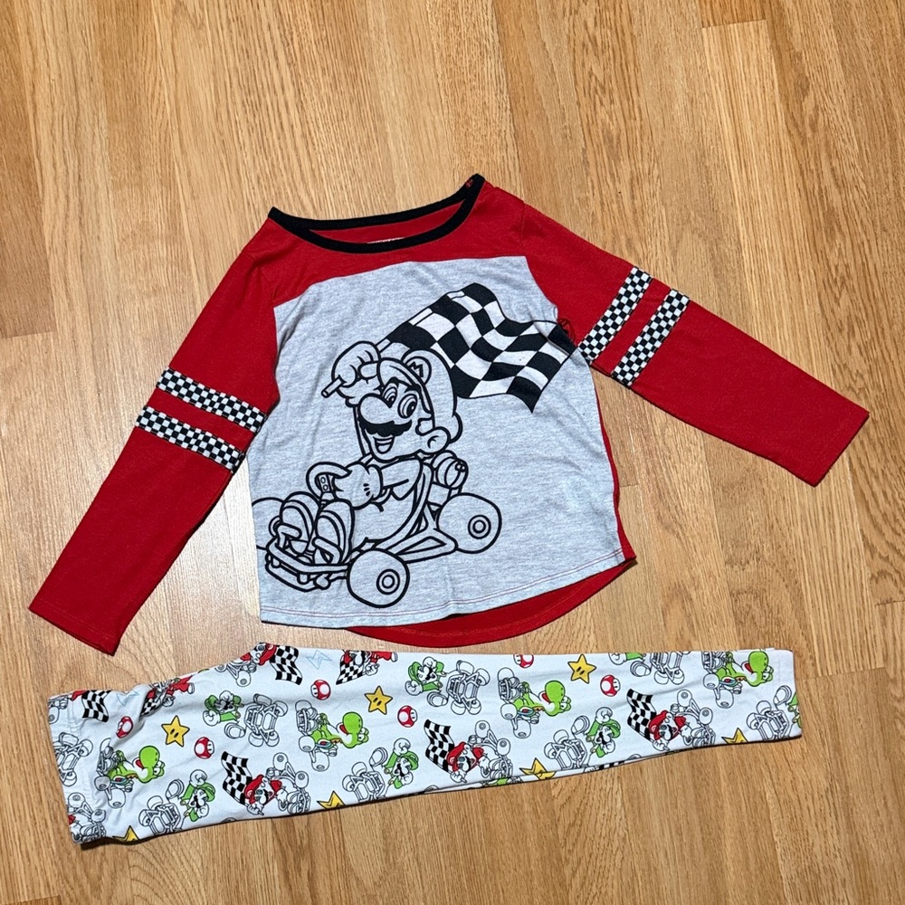 MarioKart Pjs size 6
